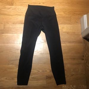 Lululemons wunder under leggings